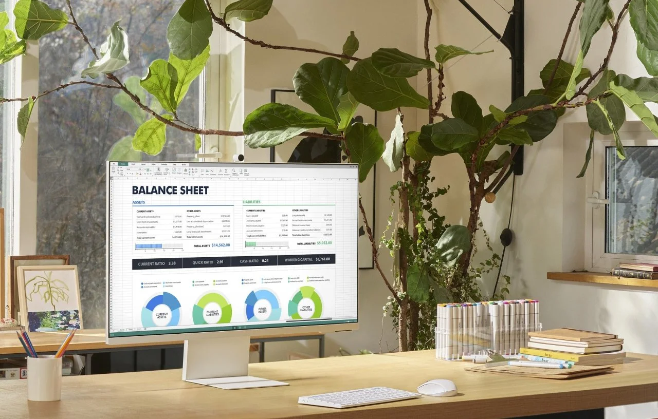 Samsung Smart Monitor M8