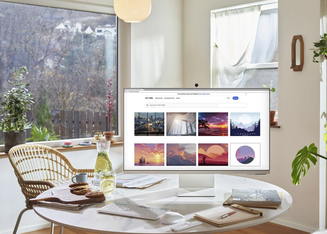 Samsung Smart Monitor M8