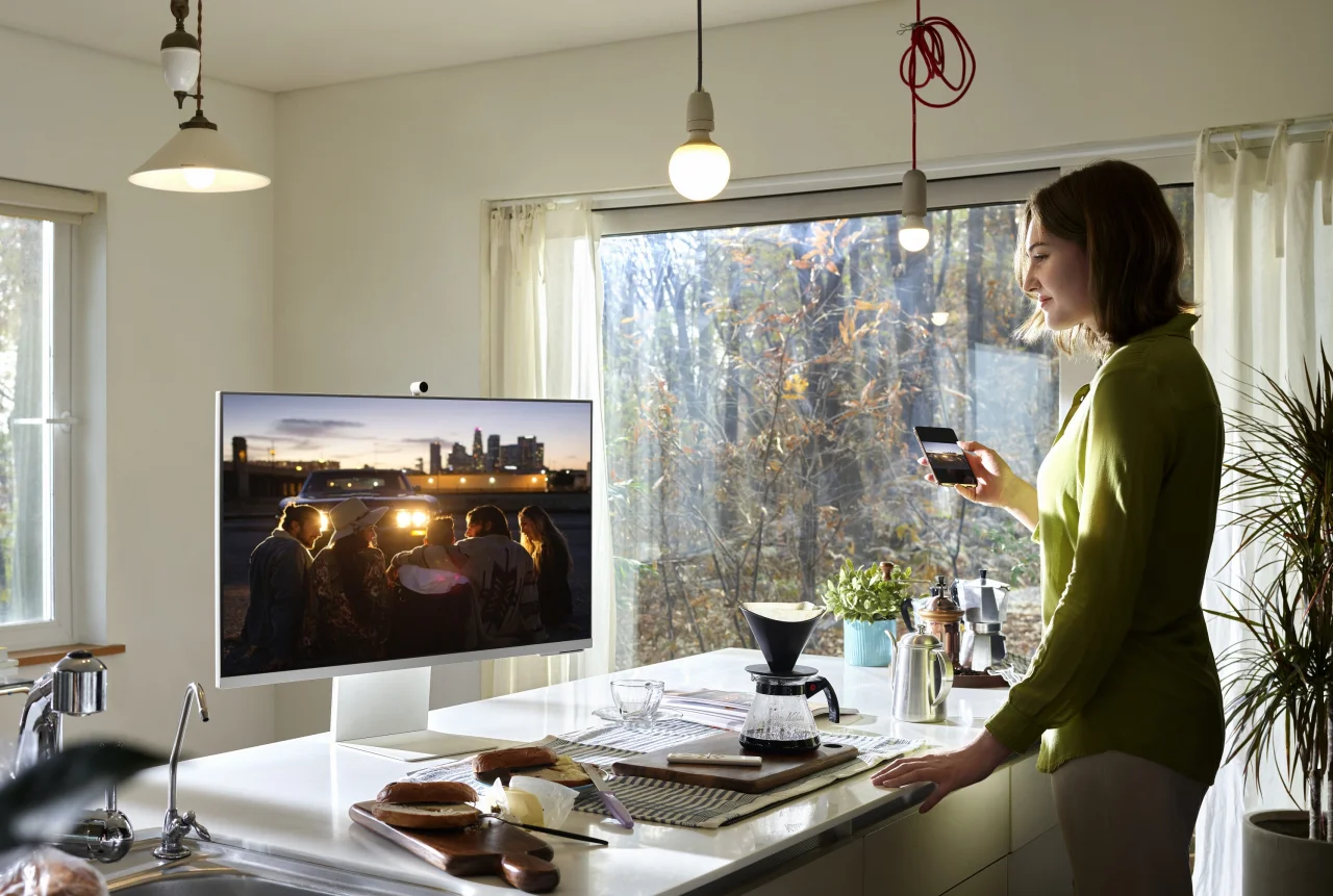 Samsung Smart Monitor M8