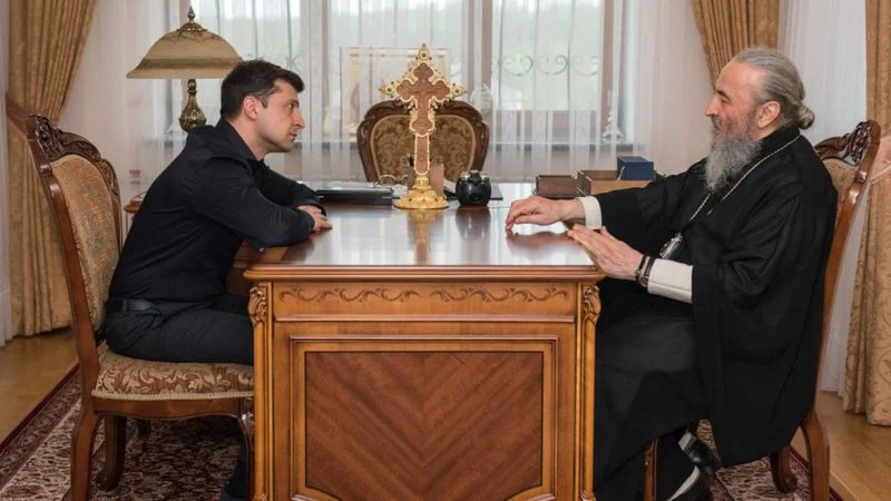 Володимир Зеленський і митрополит УПЦ (МП) Онуфрій, квітень 2019 року (Фото: UNIAN)