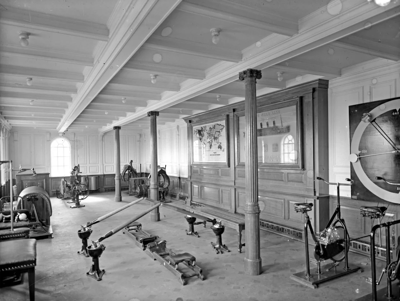 Гімнастичний зал на судні (Фото: Robert Welch)