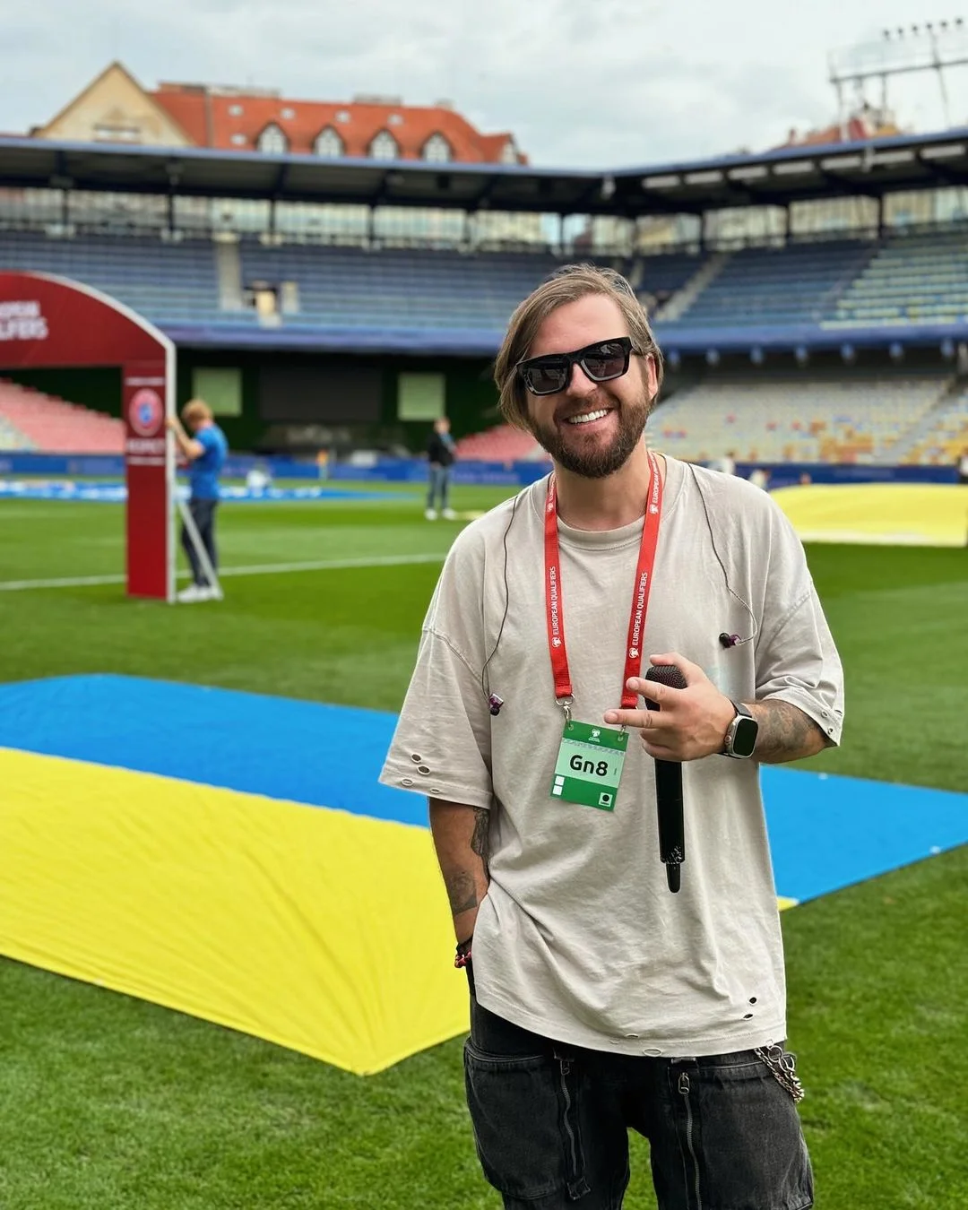 Jinsiy onlayn porno Katta olja porno raqs