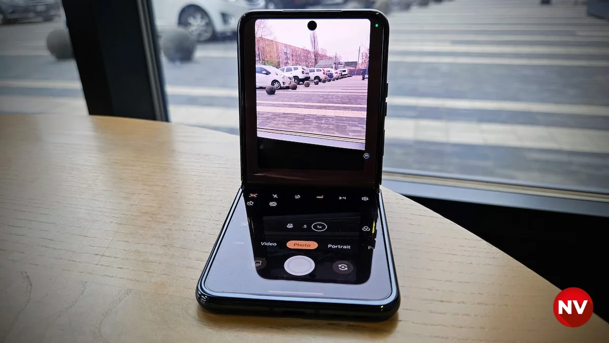 Motorola RAZR 40 Ultra (Фото: NV)