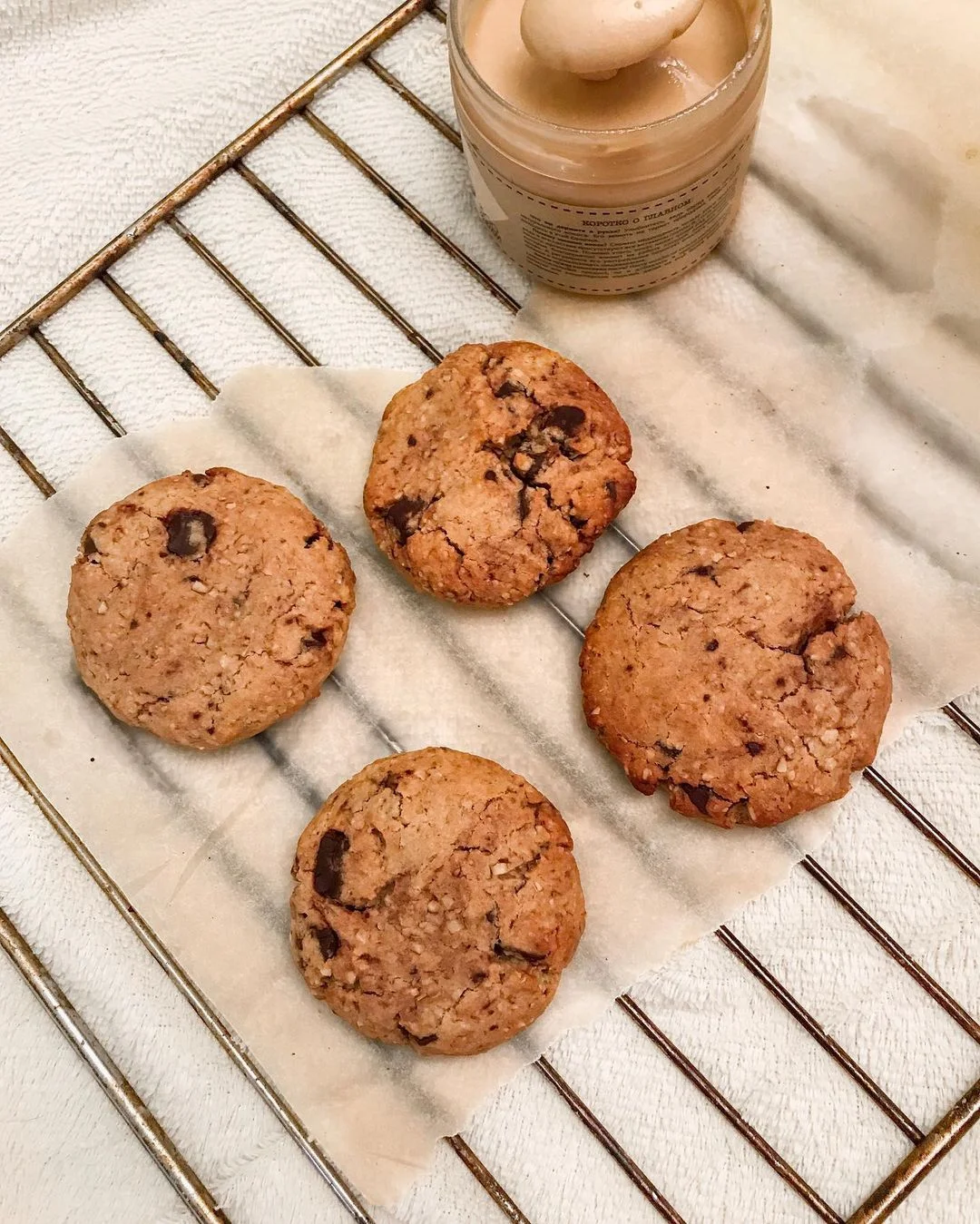 Шоколадне печиво без випічки (Фото: sonya.veg/instagram)