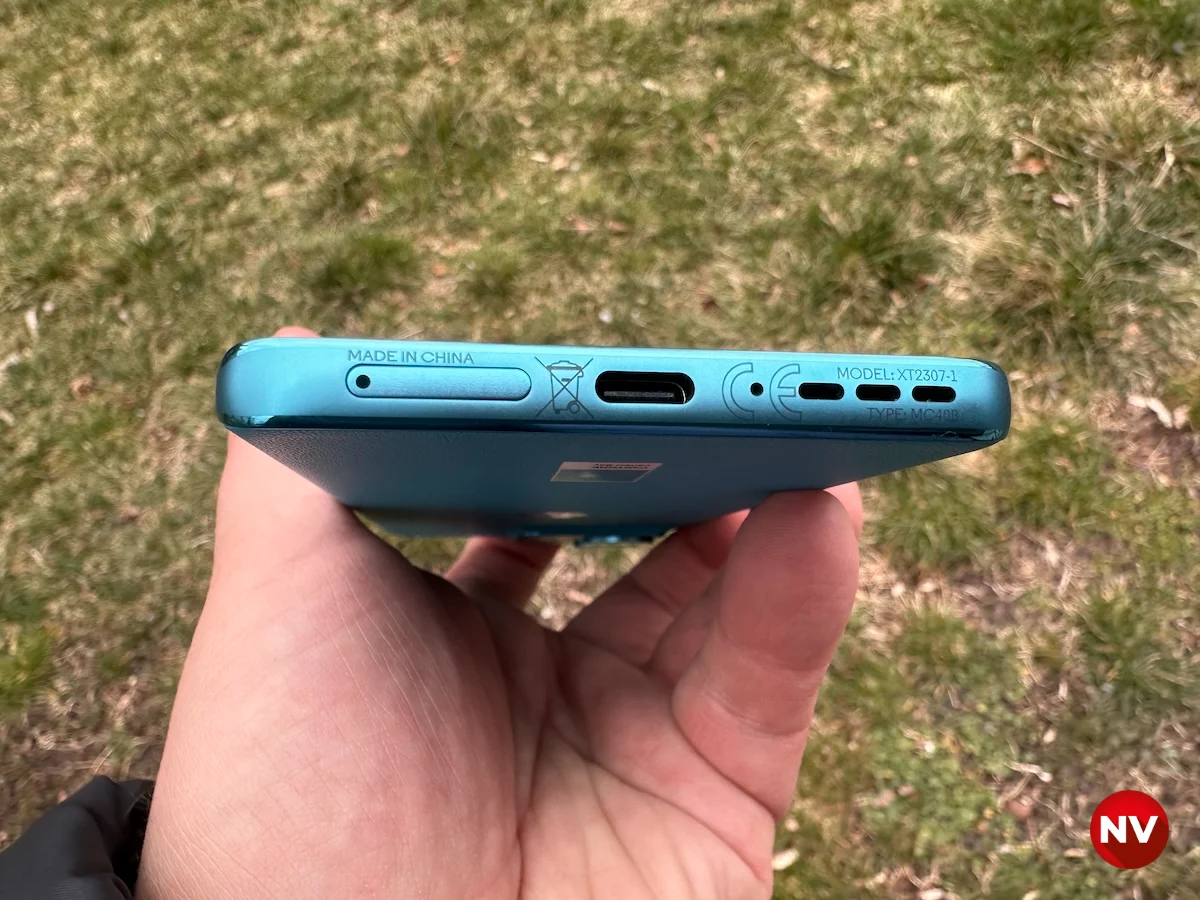 motorola edge 40 neo カリビアンブルー motorola（モトローラ） edge 40 neo カリビアンブルー 本体 SIMフリー