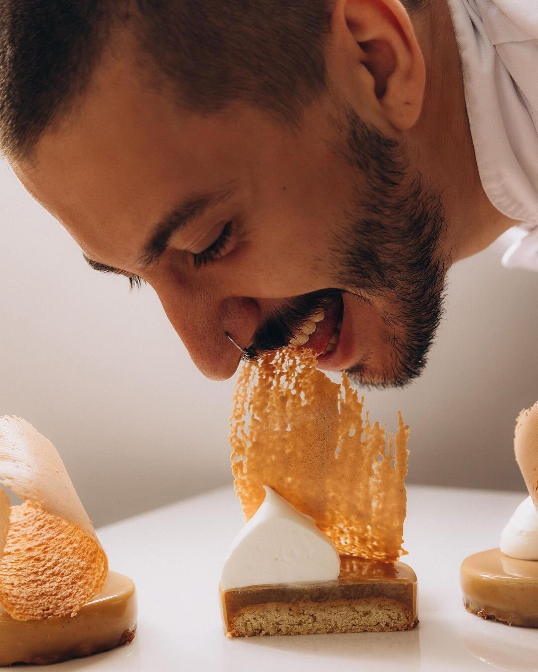 Десерт яблучний тарт татен Єфима Кравченко (Фото: Inst @yefym.kravchenko)