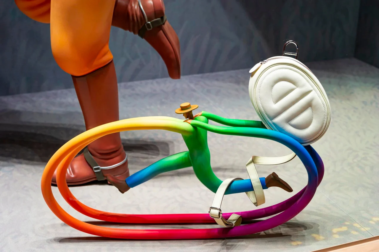 Ukrainian artist's works decorate Hermes store windows in Japan