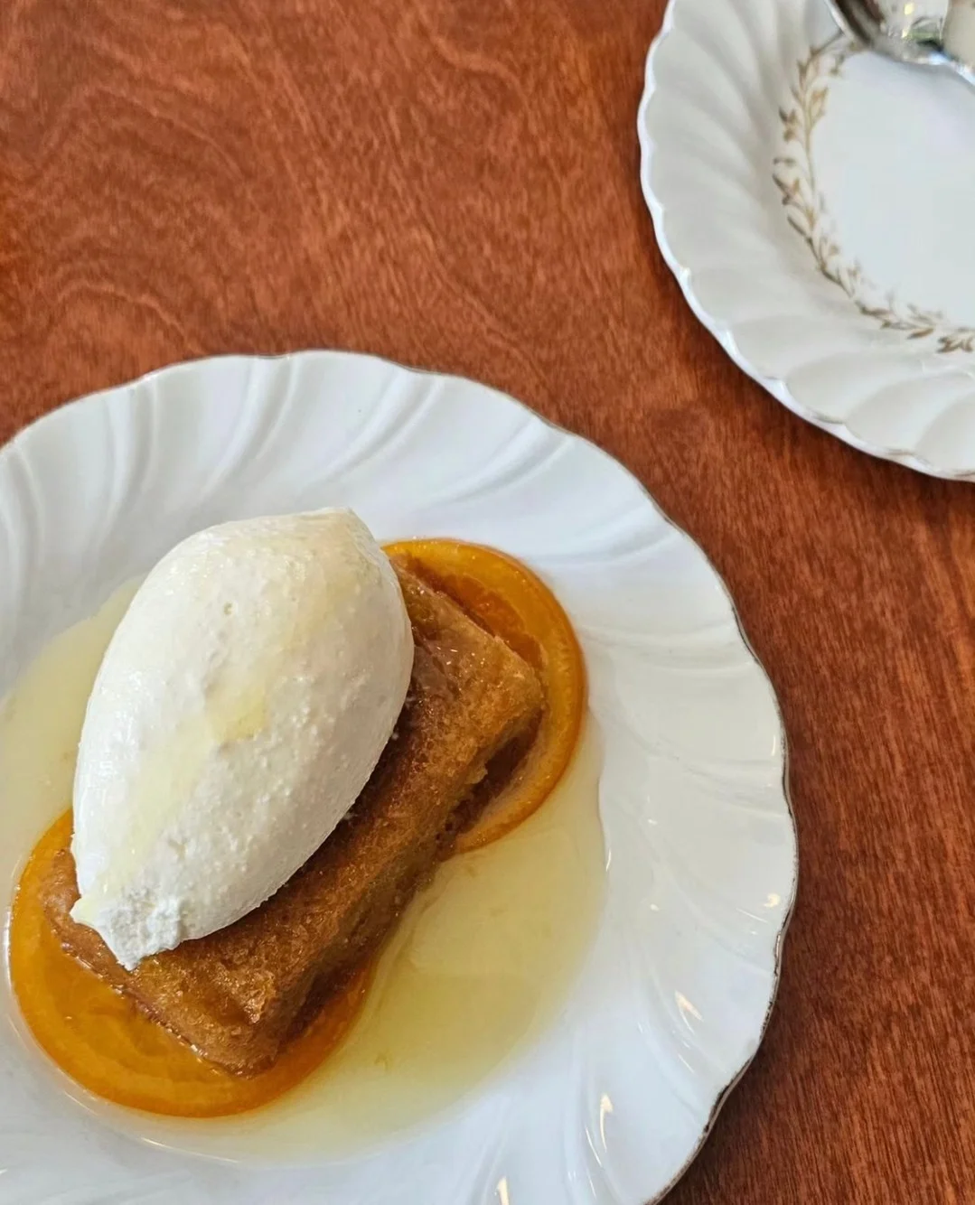 Крем з апельсином на випічці, демонстративне фото (Фото: Inst @askforluigi)