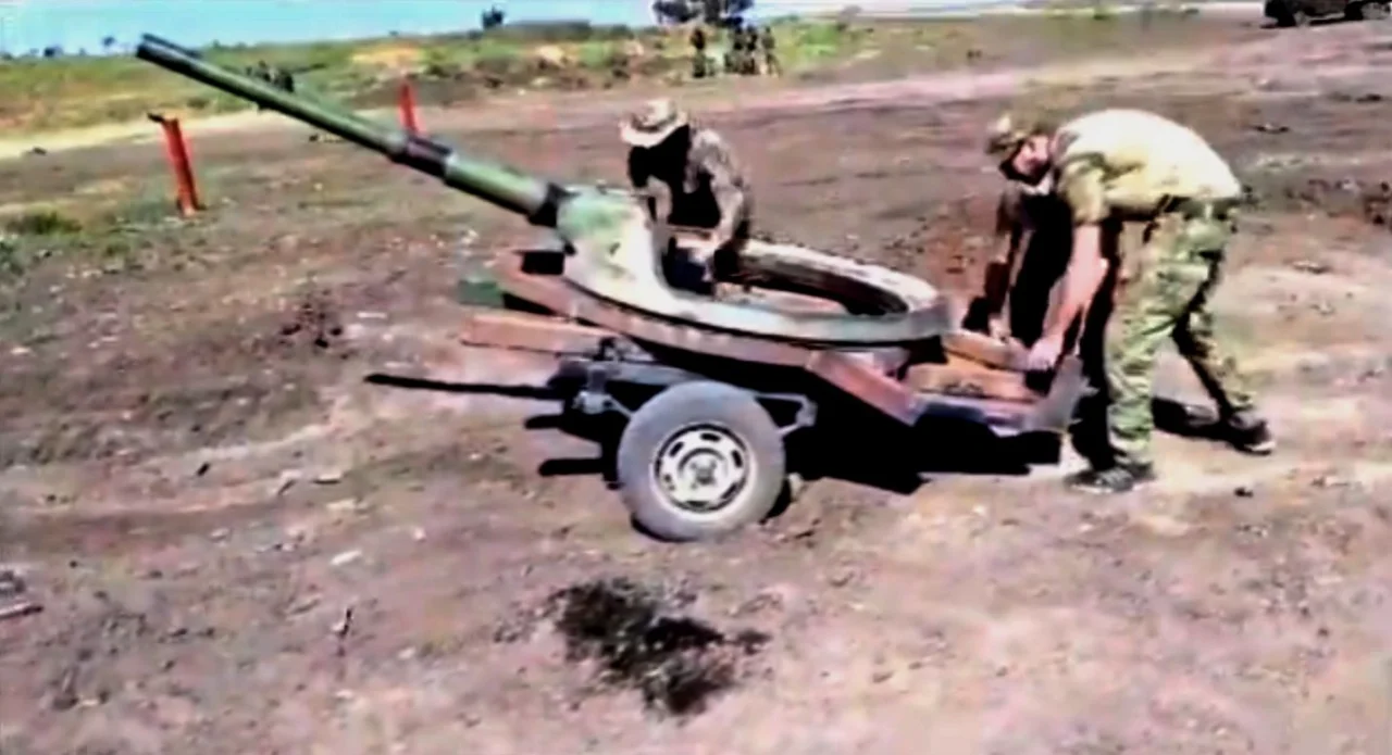 Скриншот видео UKikaski/X