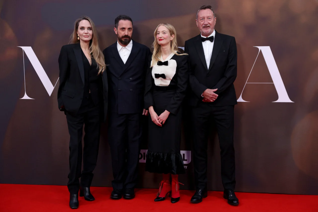 REUTERS/Hollie Adams