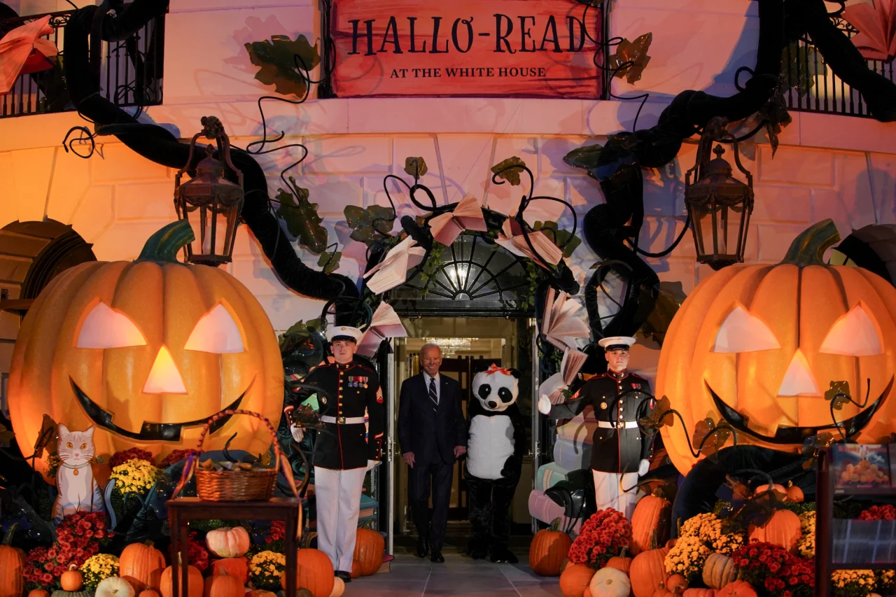 REUTERS/Nathan Howard