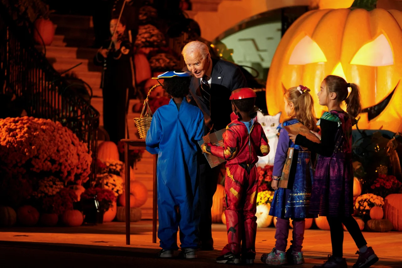 REUTERS/Nathan Howard