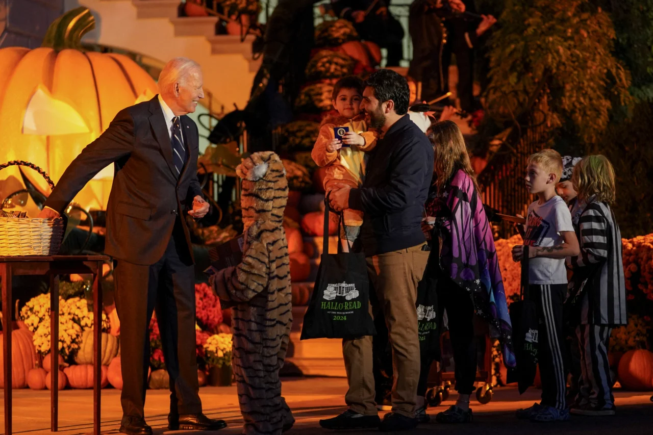 REUTERS/Nathan Howard