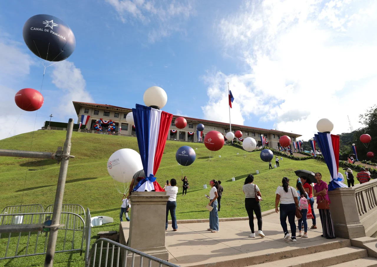 Святкування 25-ї річниці переходу каналу під юрисдикцію Панами, Панама-Сіті, 31 грудня 2024 року (Фото: REUTERS/Aris Martinez)