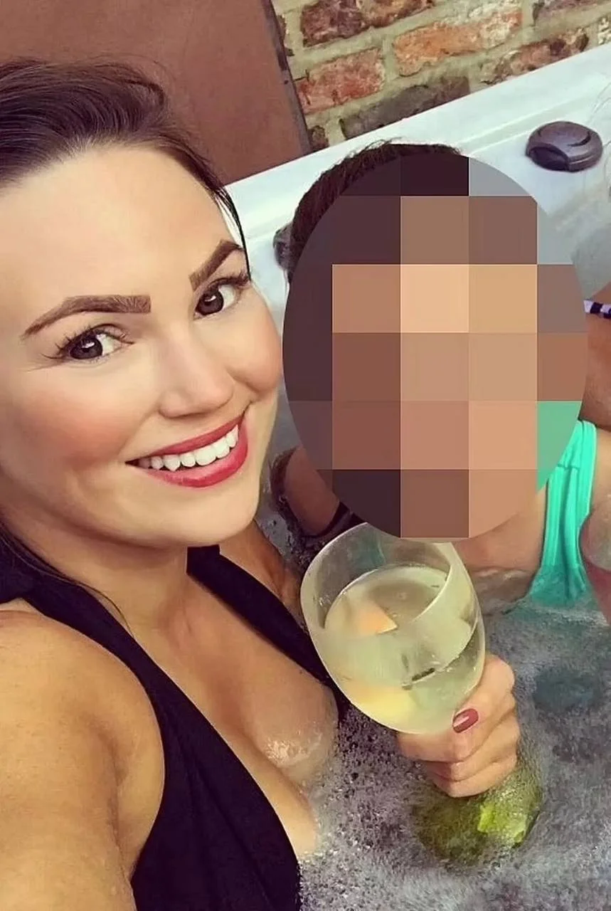 Ешлі Аткін звільнилася з роботи до того, як завершилося розслідування (Фото: The Mirror)