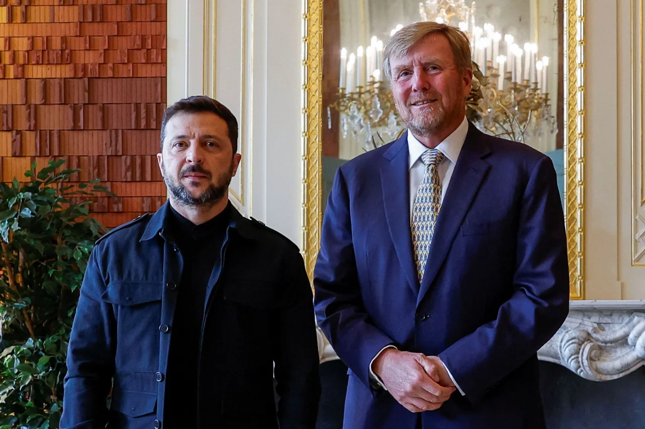 Володимир Зеленський і король Нідерландів Віллем-Александр (Фото: Remko de Waal/ANP/Pool via REUTERS)