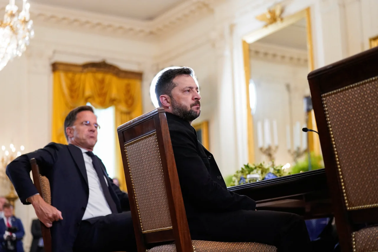 Генсек НАТО Марк Рютте и президент Украины Владимир Зеленский (Фото: REUTERS/Alexander Drago)