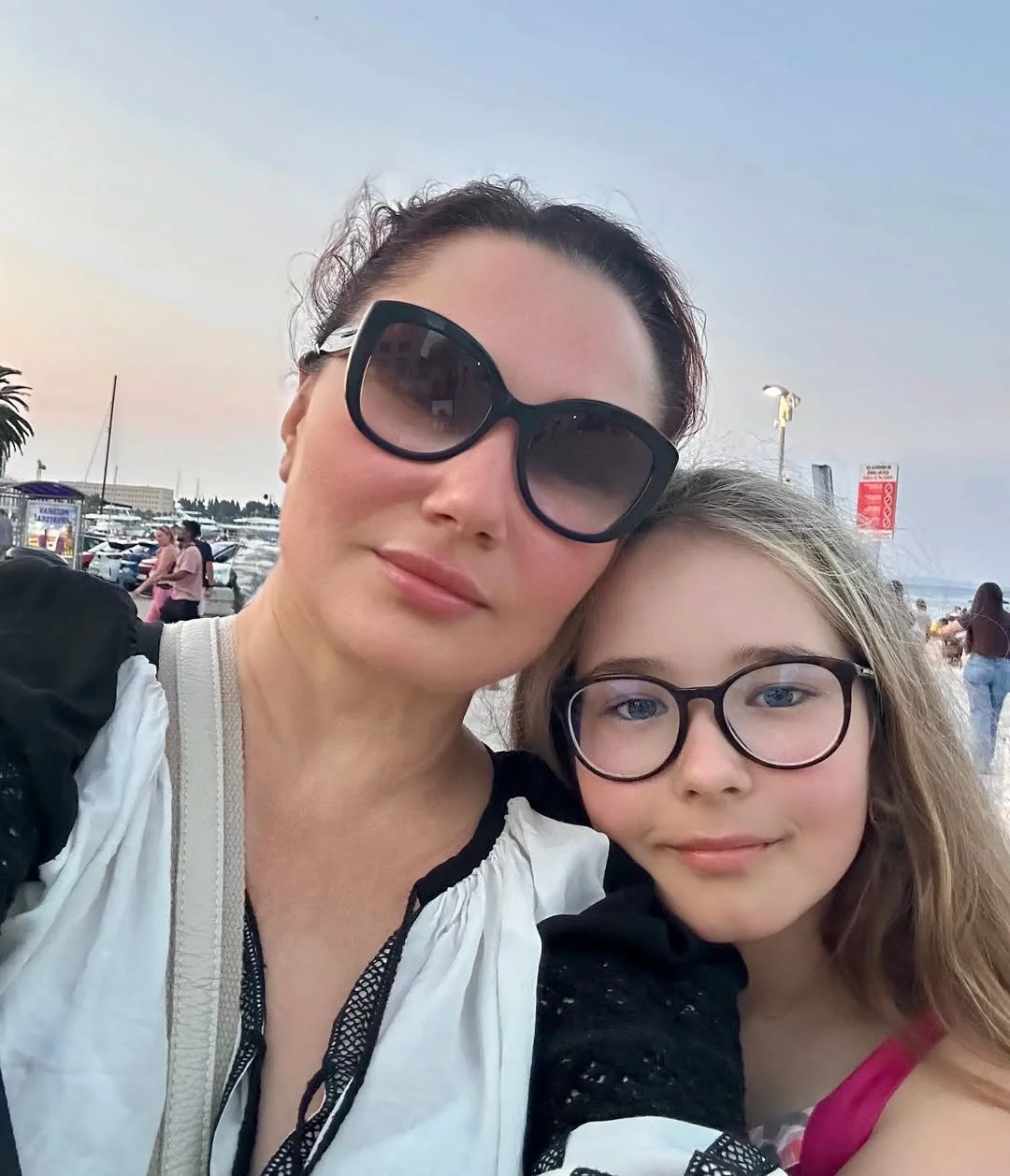 Олена Мозгова з дочкою Соломією (Фото: instagram.com/olenamozgova)