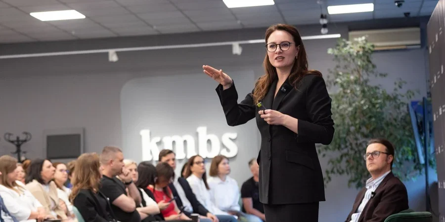 Відкриття Реєстру прозорості Катерина Глазкова (СУП) називає «новою ерою для бізнесу у взаємодії з владою» (Фото: facebook.com/yulia.svyrydenko/photos)