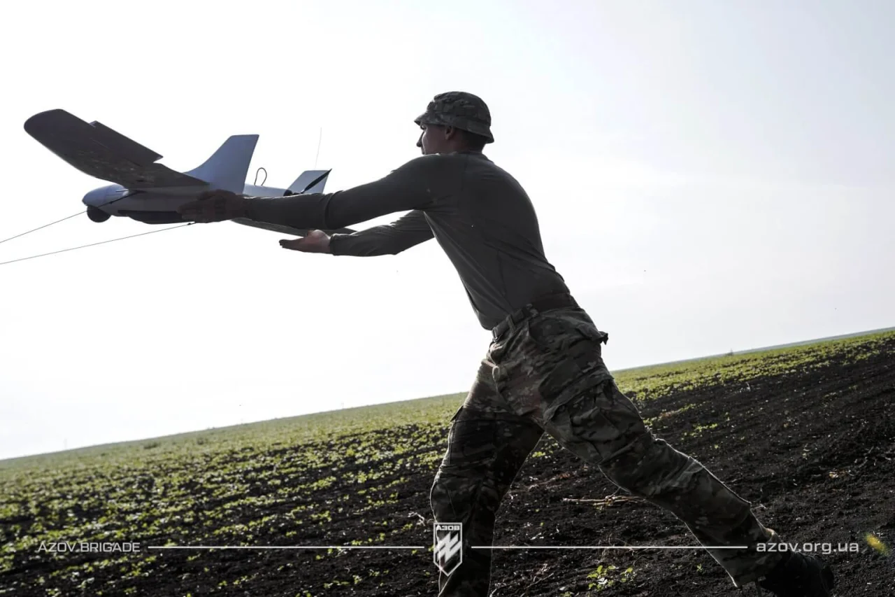 Контракт 18-24 оператор дронов (Фото: пресслужба АЗОВ azov.org.ua)