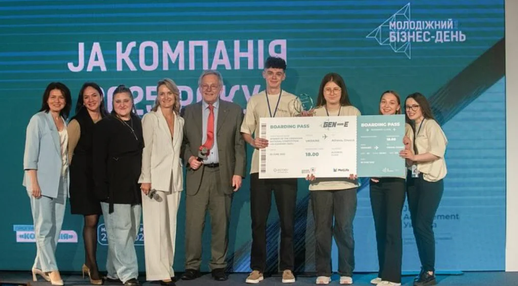 Instagram stic_kfriend