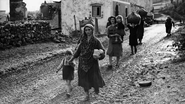 Післявоєнна бідність на півдні Італії: сім'ї виживали, як могли (Фото: Getty Images)
