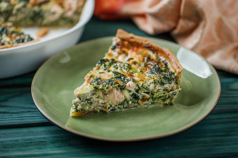 Кіш із горбушею та шпинатом (Фото: klopotenko.com)
