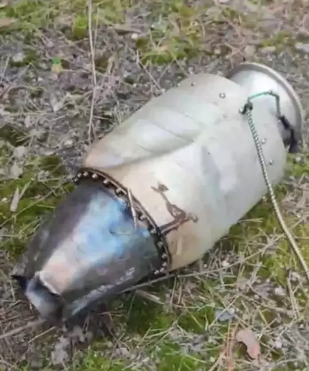 Китайський реактивний двигун, який РФ використовує у нових КАБах (Фото: Сергій Флеш)