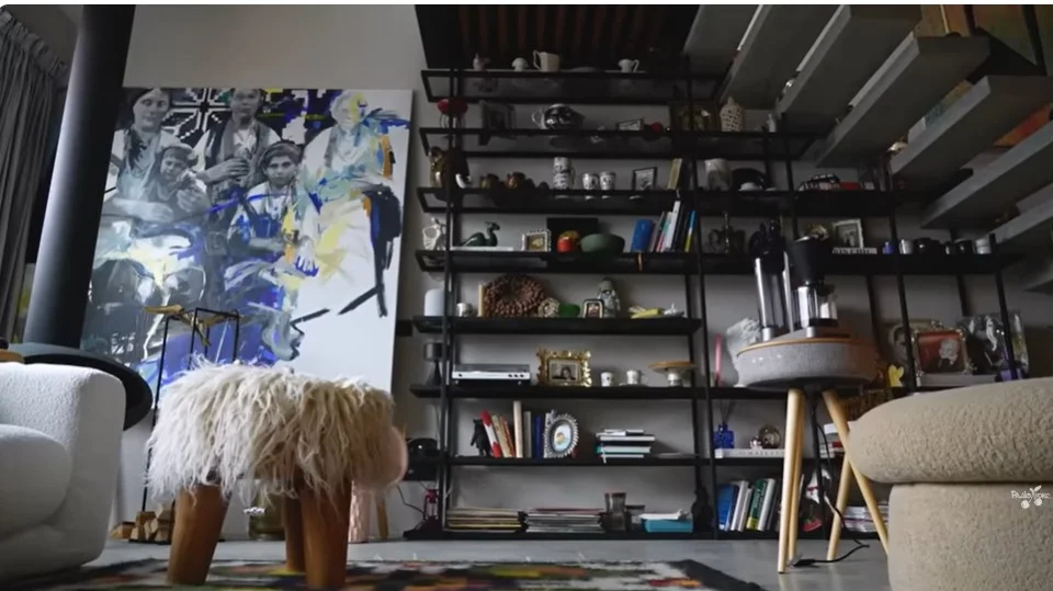 Кадр із відео