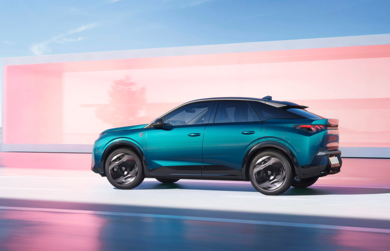 Peugeot 3008 — Футуристический дизайн, гибридная система и