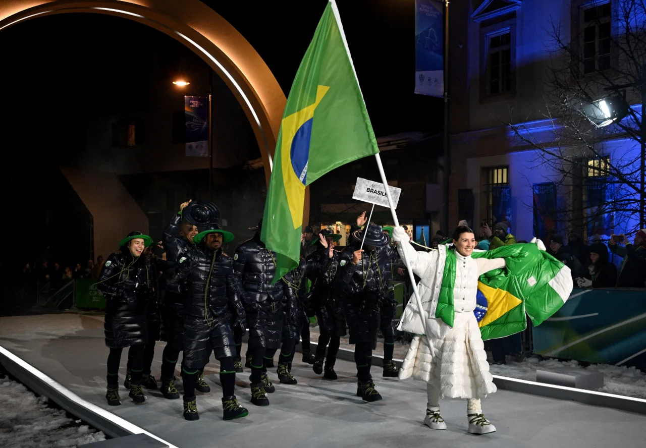 Вихід збірної Бразилії (Фото: REUTERS/Jennifer Lorenzini)