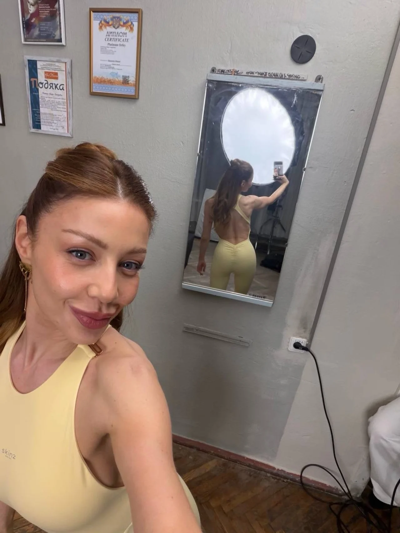 instagram.com/tina_karol