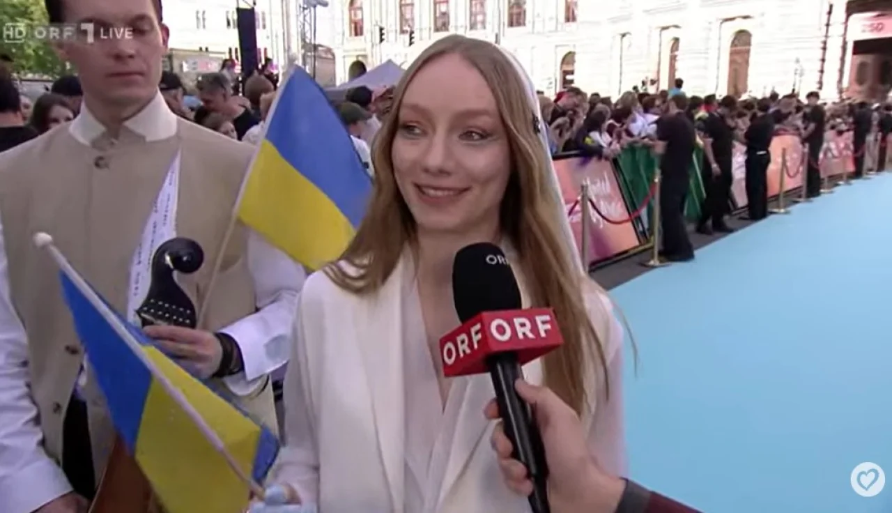 LELÉKA на открытии Евровидения 2026 (Фото: Eurovision Song Contest/youtube)