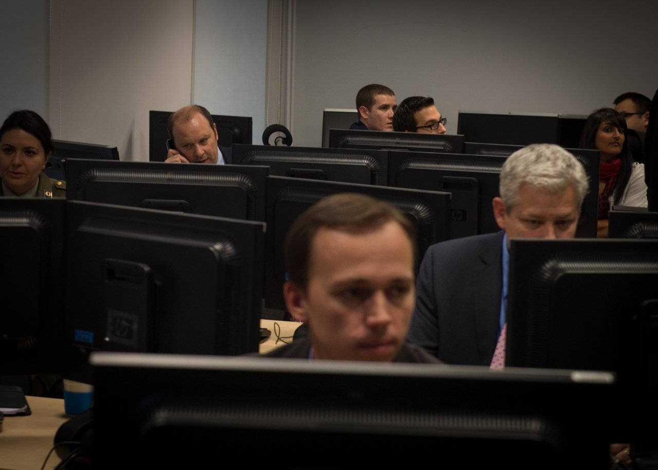 Как НАТО к кибер-войне с Россией готовится - репортаж / NV