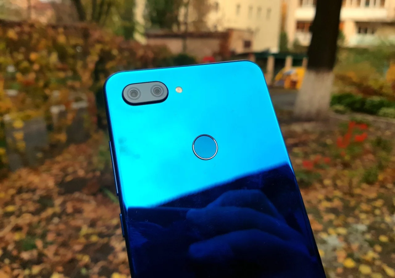 Обзор смартфона Xiaomi Mi 8 Lite