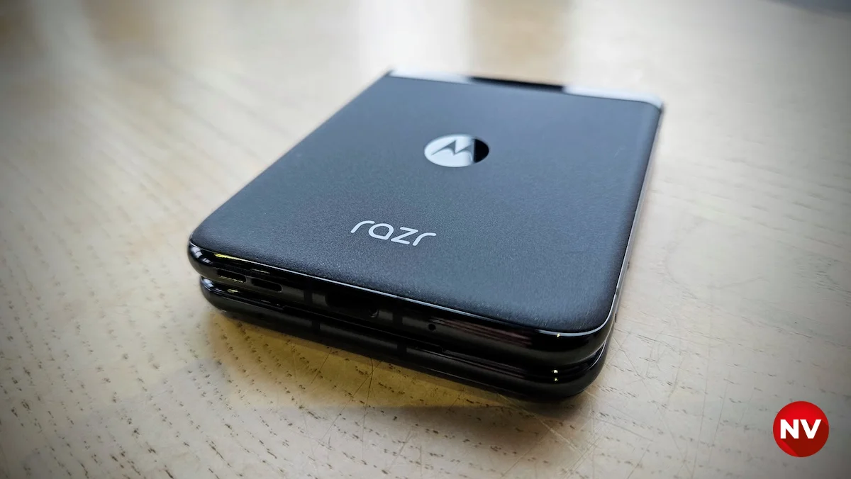 Motorola RAZR 40 Ultra (Фото: NV)