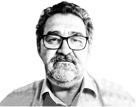 Игорь Семиволос