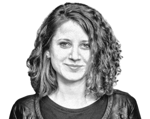 Анна Любакова