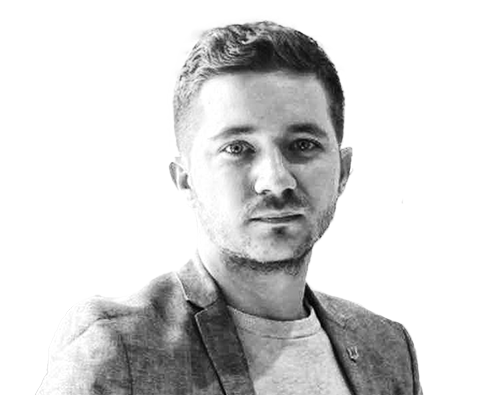 Олег Саакян